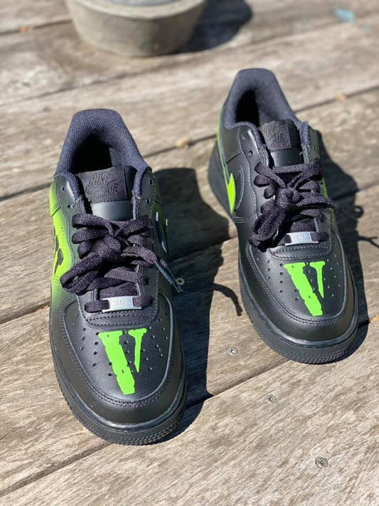 V-REALESTT - Black + Green