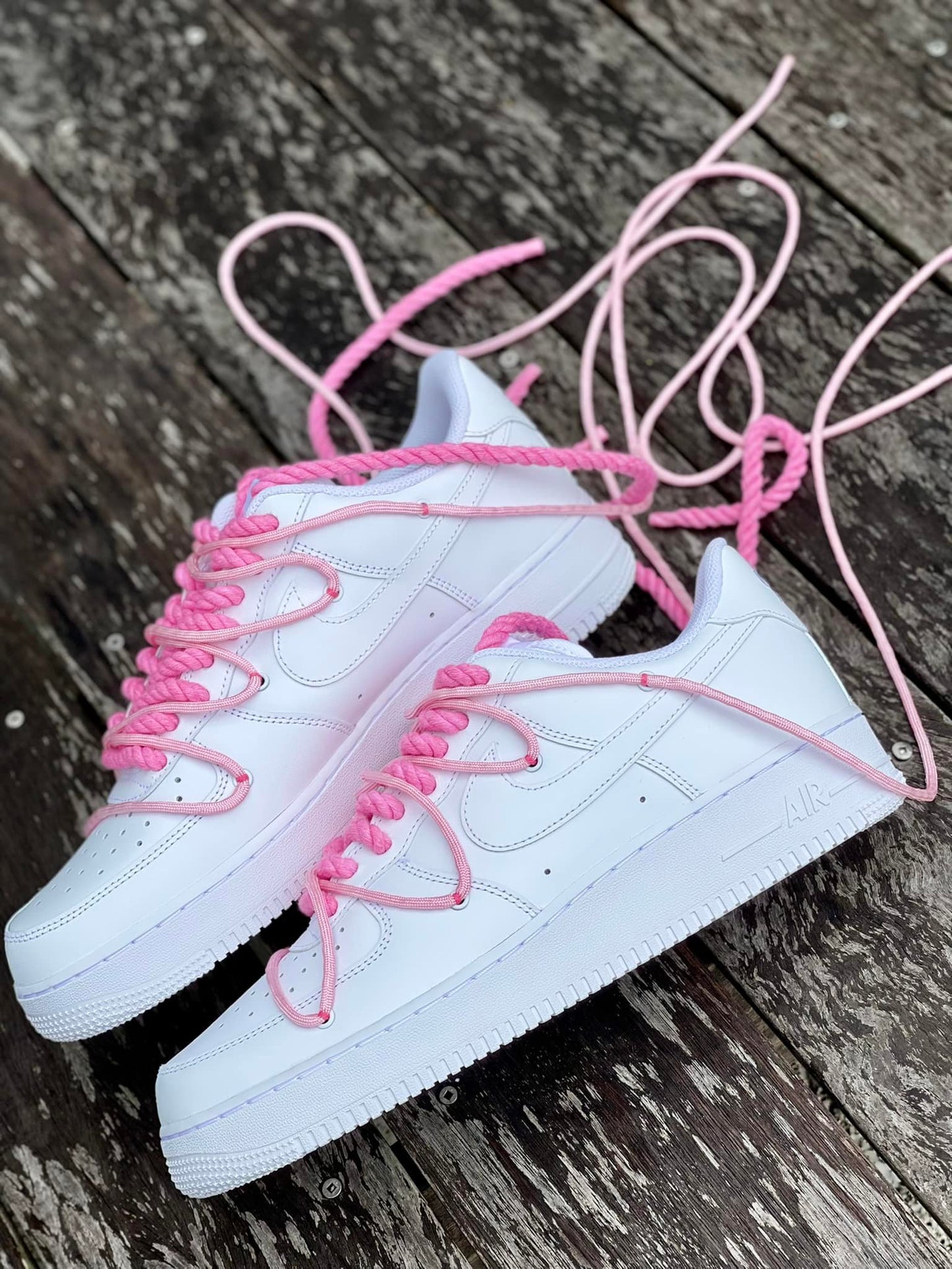 Light + Dark Pink Laces